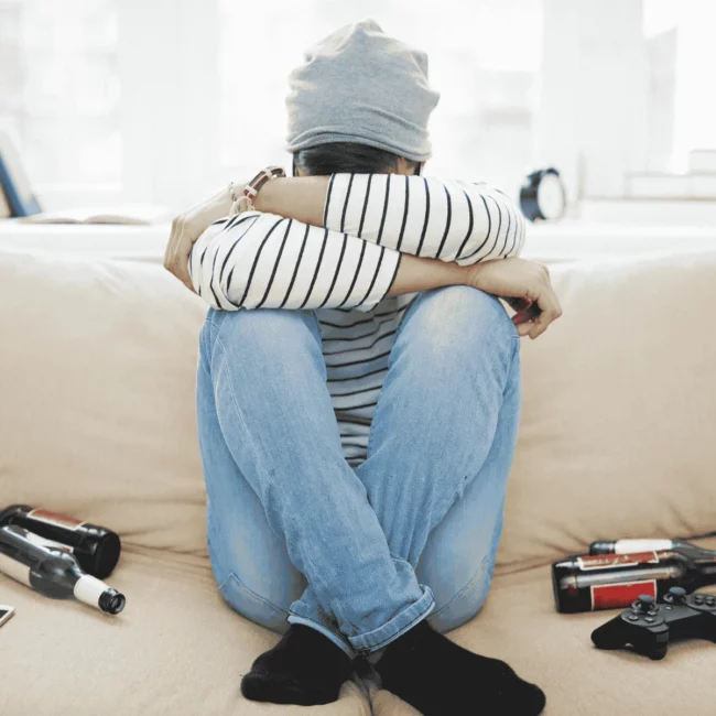 Un homme victime d’addiction prêt à suivre la méthode BBA par Valérie Boullenger